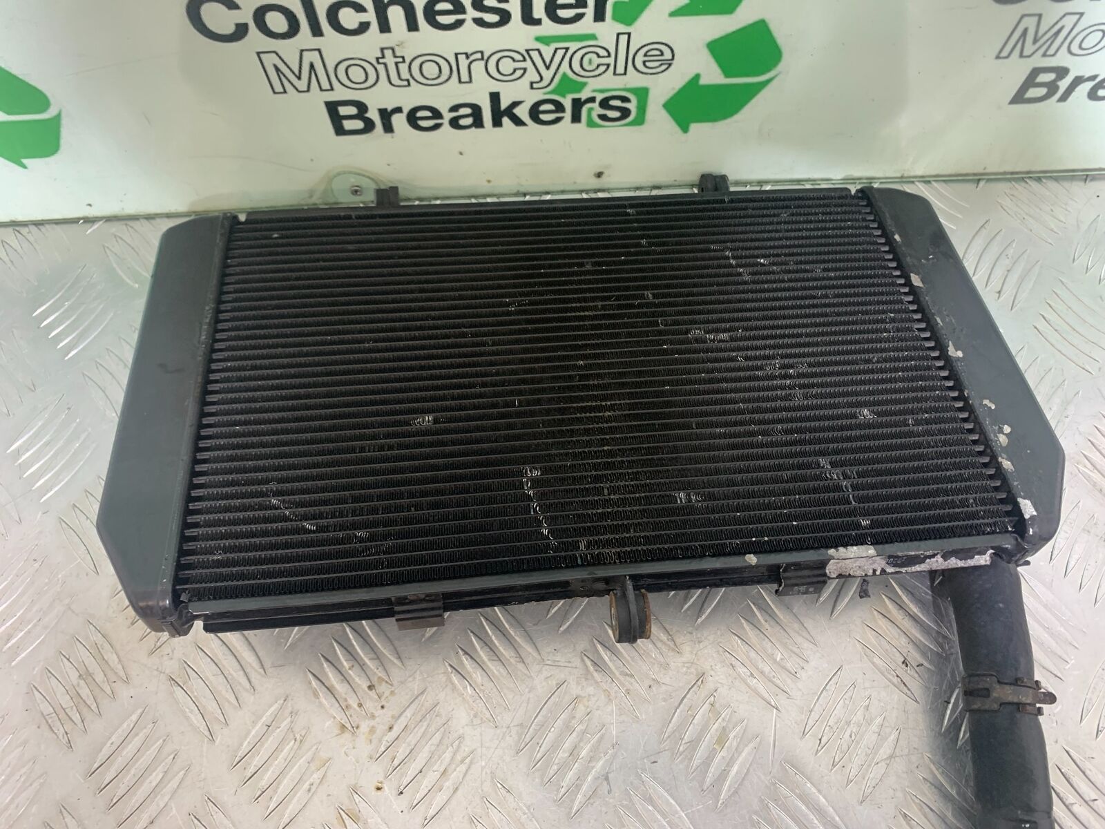 KAWASAKI Z800 Z 800 RADIATOR  YEAR 2013-2017 (CMB1059)