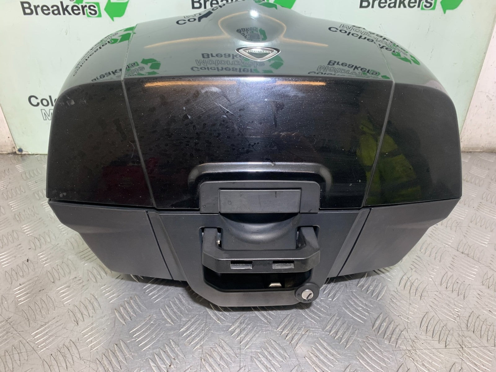 TRIUMPH 1050 SPRINT GT PANNIERS TOP BOX   YEAR 2010-2016 (CMB1250)
