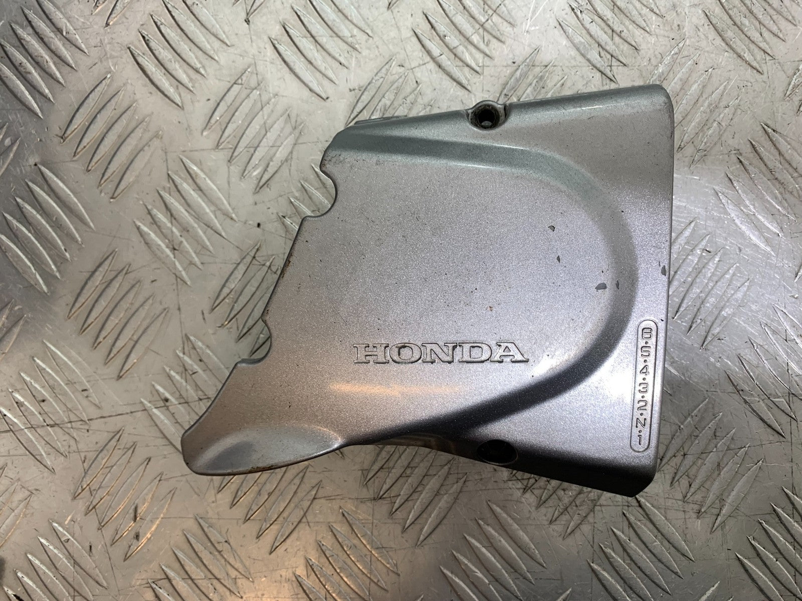 HONDA CBF500 CBF 500 SPROCKET COVER YEAR 2004-2008  (CMB1294)