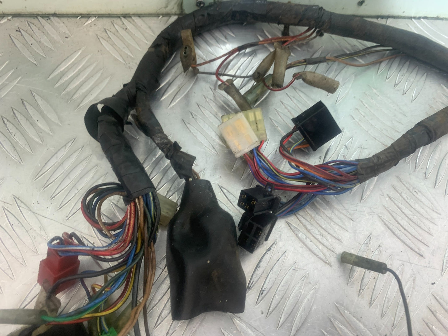 YAMAHA XV535 XV 535 VIRAGO WIRING LOOM   YEAR 1994-02 (CMB1139)