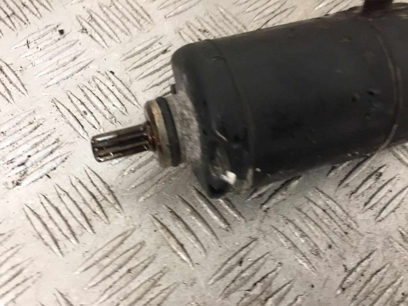 YAMAHA FZS600 FAZER 600 STARTER MOTOR   YEAR 1998-2001(STOCK 878)