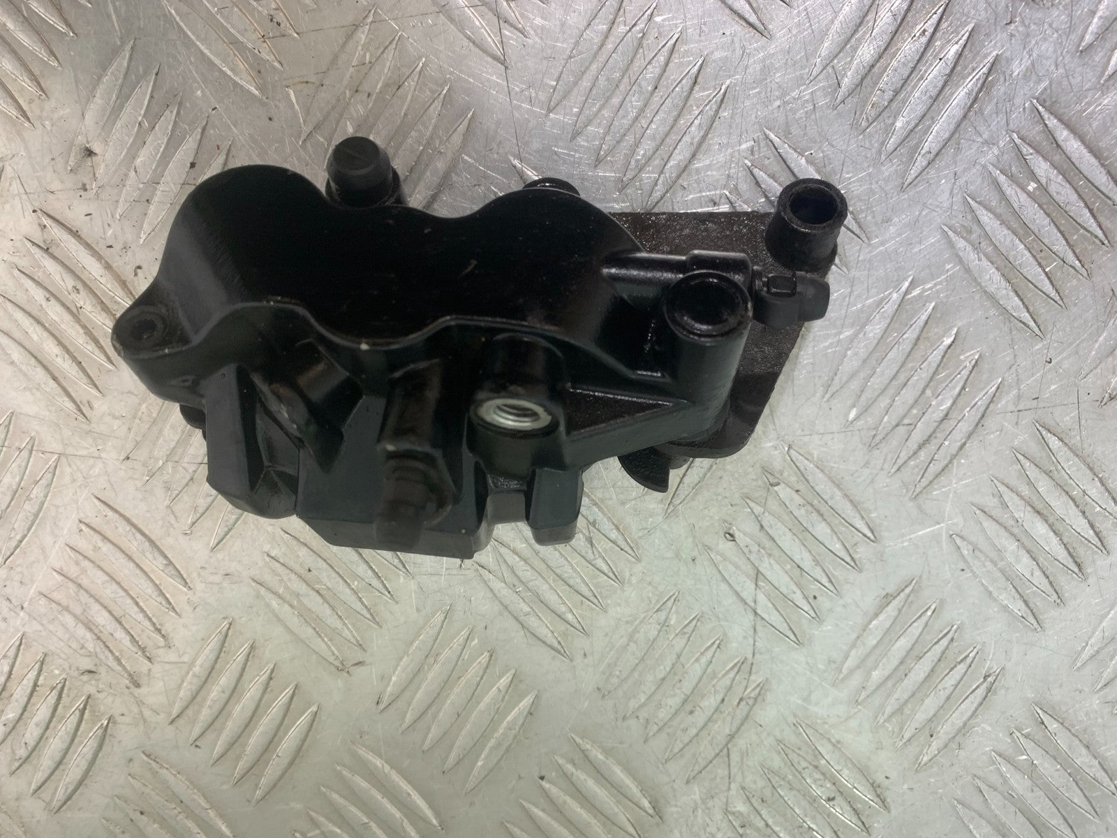BENELLI BN125 BN 125 FRONT BRAKE CALIPER  YEAR 2018-2021 (CMB1245)