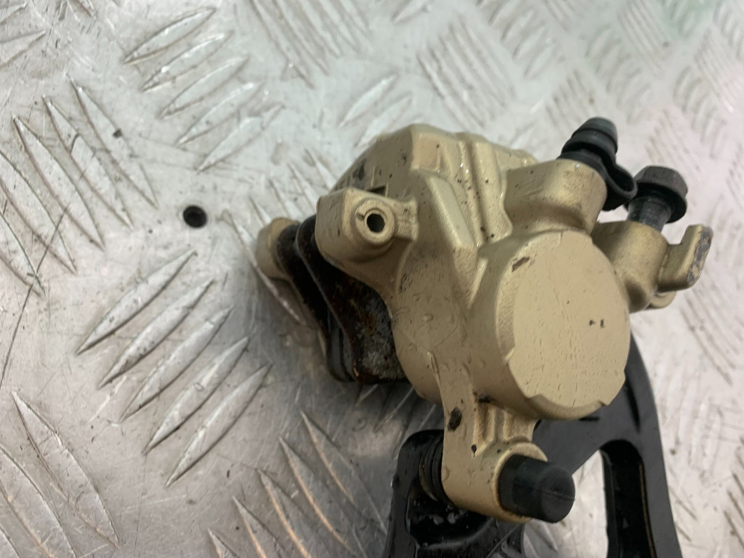 ROYAL ENFIELD HIMALAYAN 411 REAR BRAKE CALIPER YEAR 2018-2023 (CMB1279)