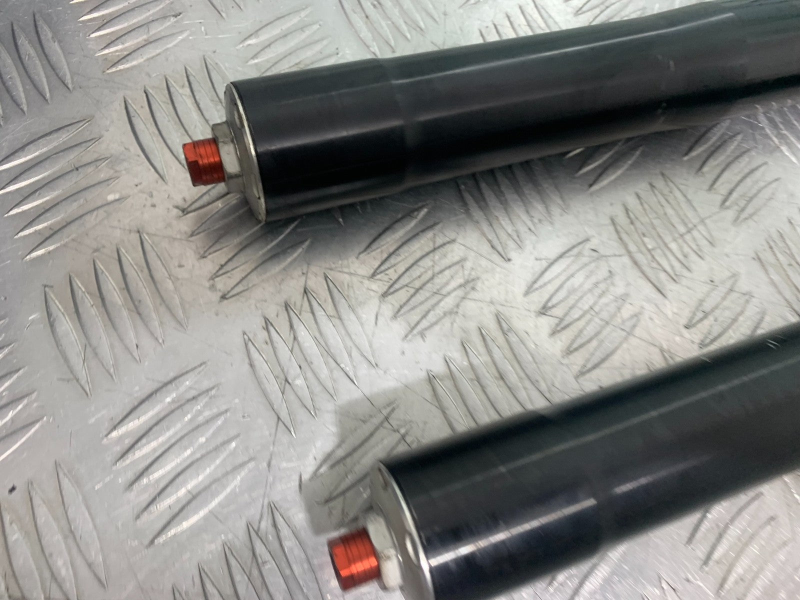 TRIUMPH 675 STREET TRIPLE RX FORKS   2015- 2017 (CMB1299)