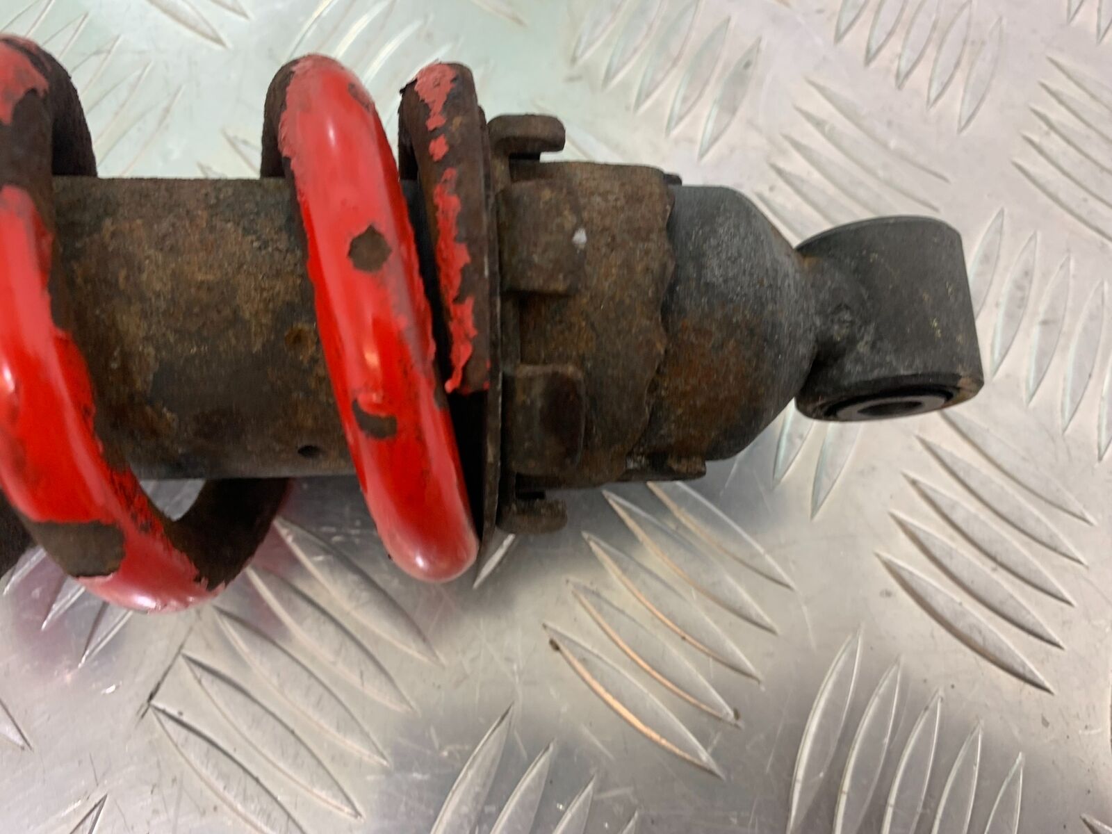 HONDA VFR800 VFR 800 V-TEC REAR SHOCK  YEAR 2002 -09 (CMB1012)