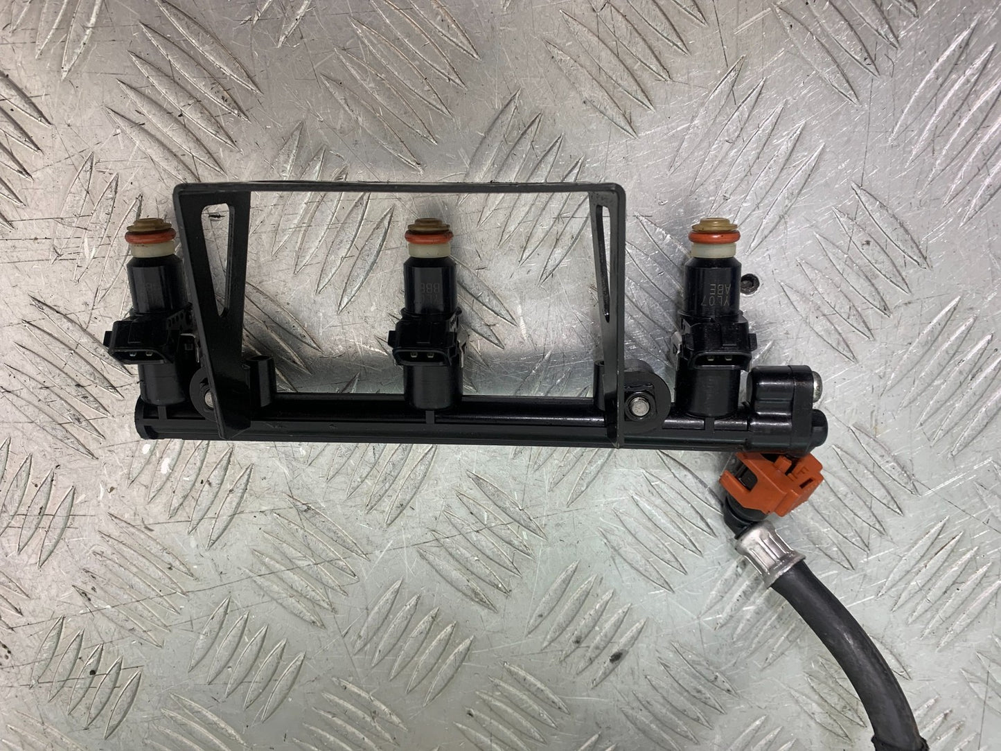 TRIUMPH 1050 SPRINT ST INJECTORS   2003-2011 (CMB1285)