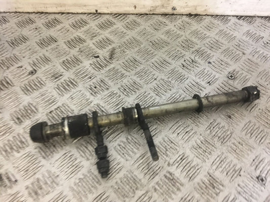 KAWASAKI VN900 CLASSIC REAR WHEEL SPINDLE  YEAR 2006-2015 (STOCK 706)
