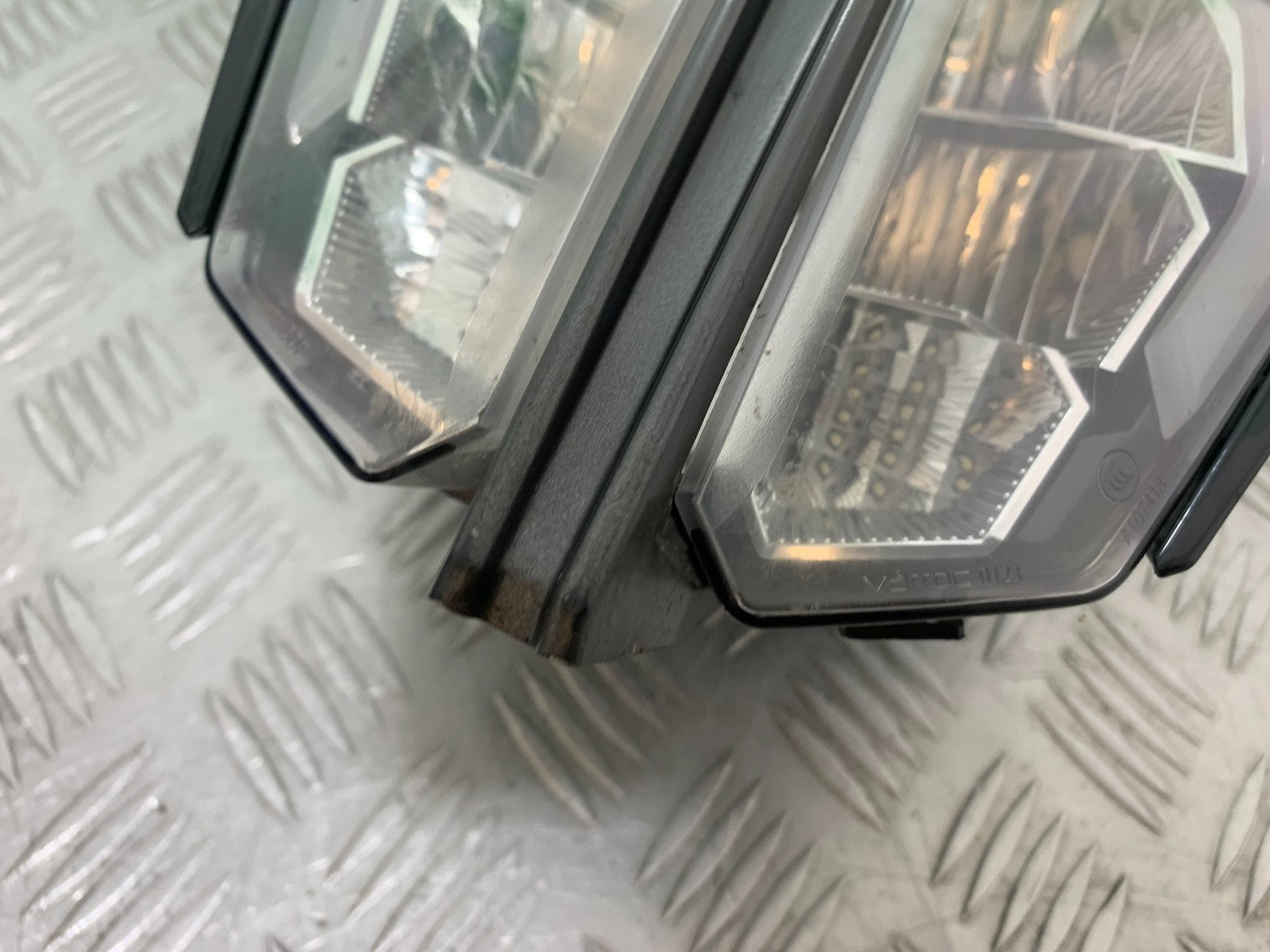 KTM DUKE 390 HEADLIGHT  YEAR 2017- 2023 (CMB1314)