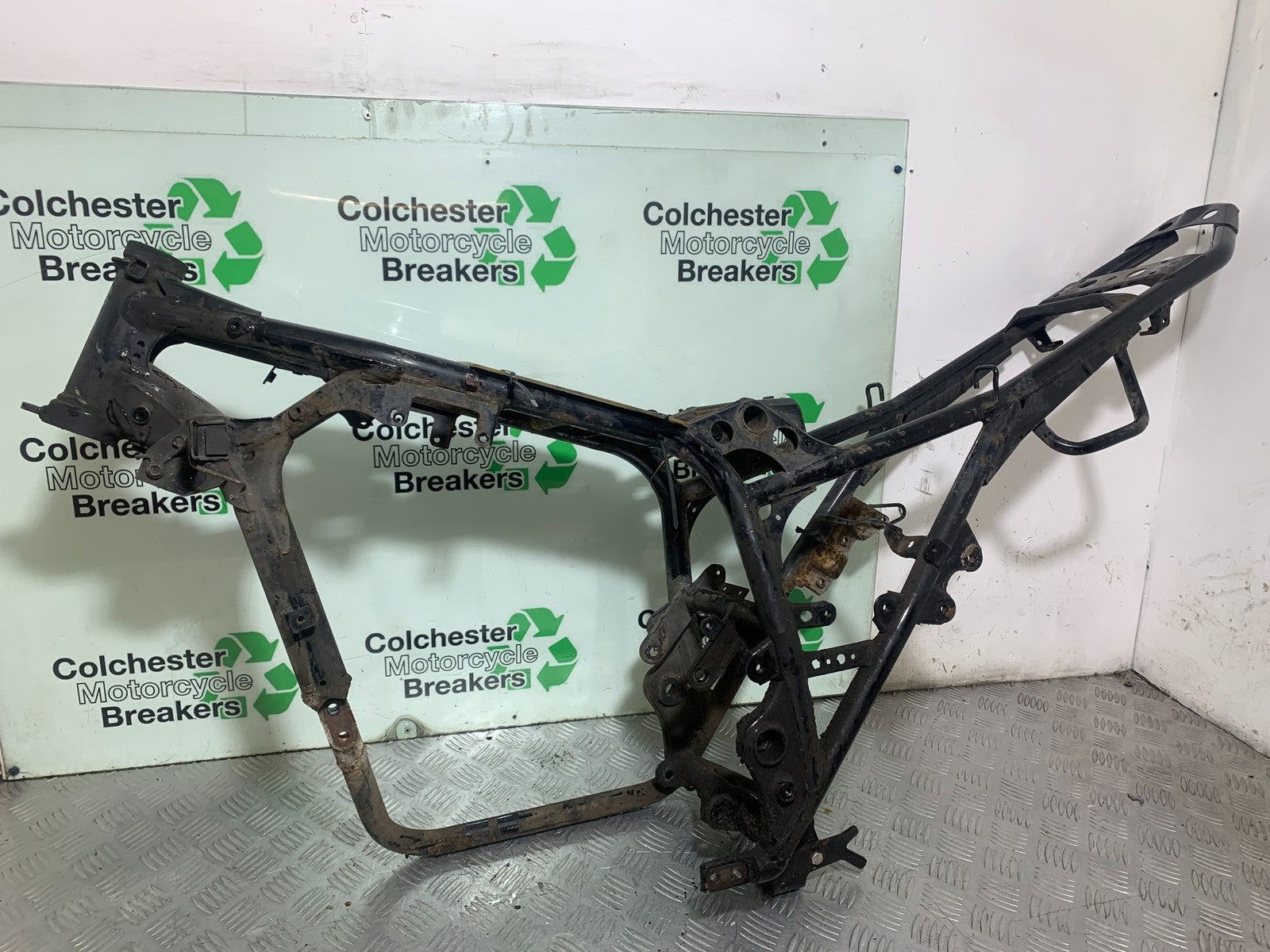 SUZUKI GW250 GW 250 FRAME REG LOG BOOK  YEAR 2013-2018  (CMB1205)