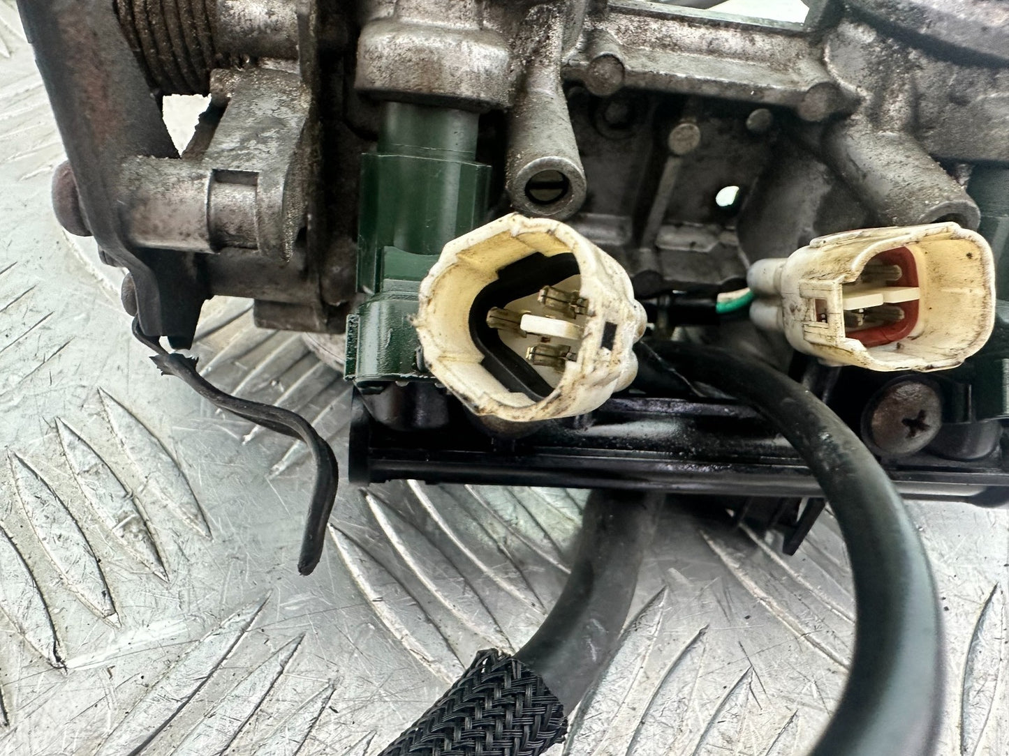KAWASAKI ER6 F ER6F THROTTLE BODIES AND INJECTORS YEAR 2005-2008 (CMB1178)