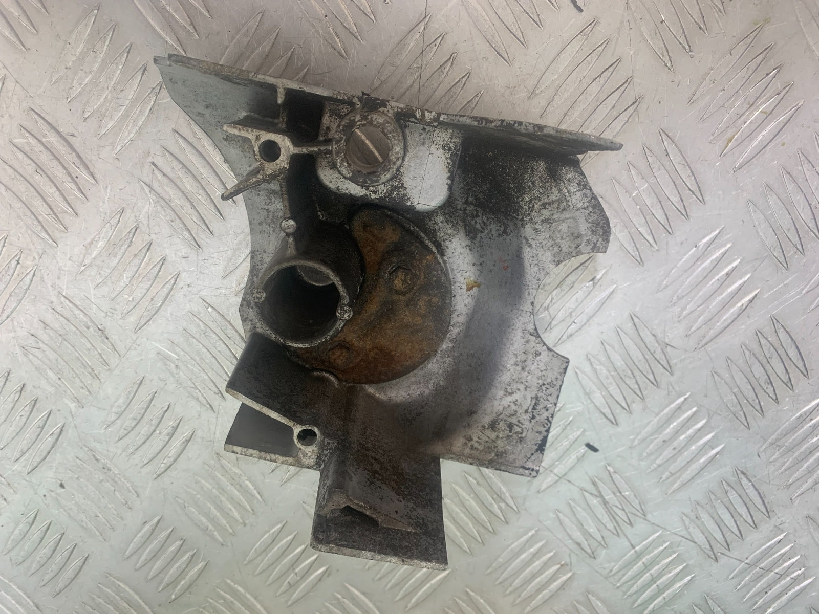 PIONEER XF250 SPROCKET COVER  YEAR 2009 (CMB1143)