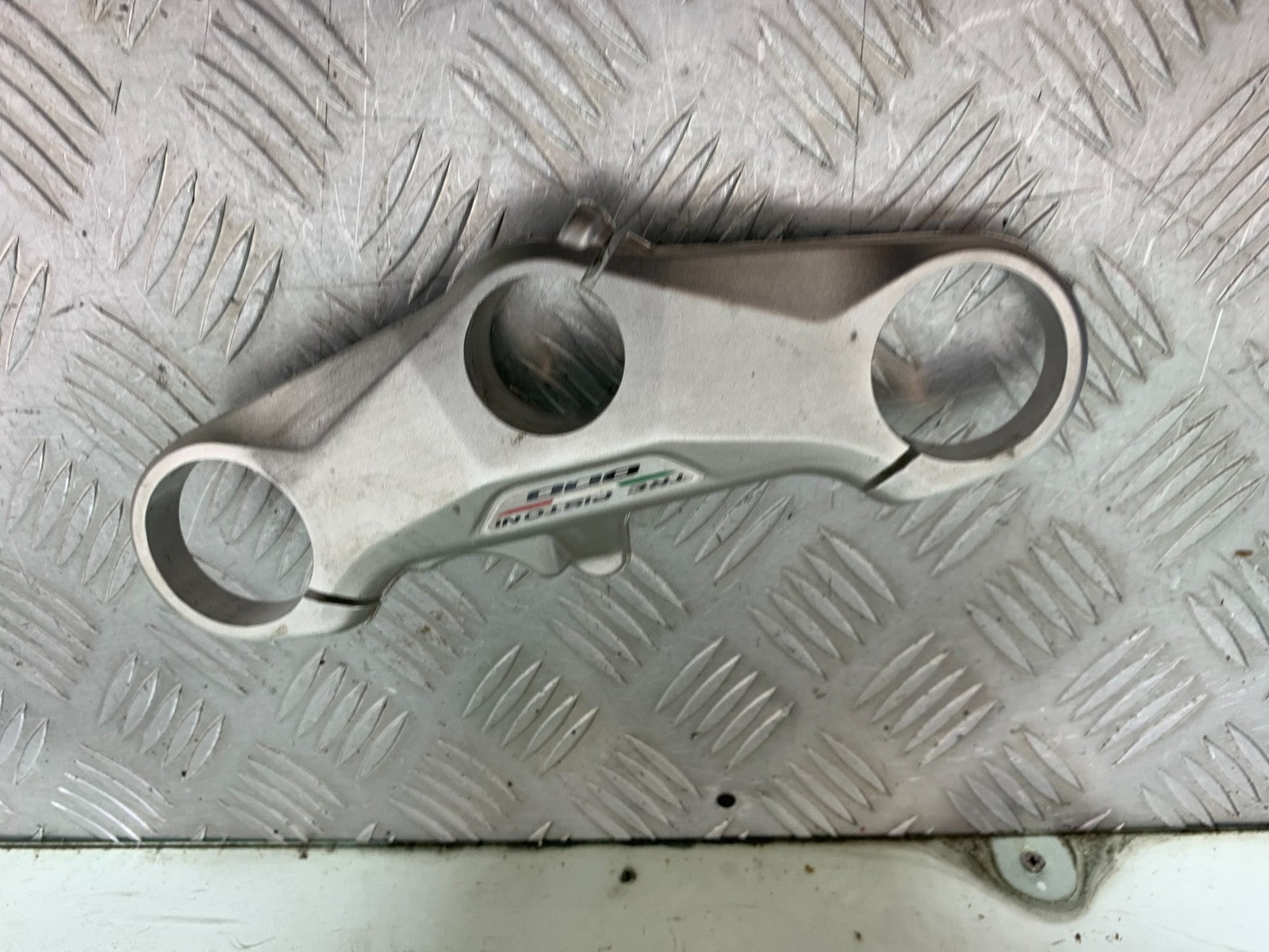 MV AGUSTA 800 F3 TOP YOKE  YEAR 2017-2019 (CMB1227)