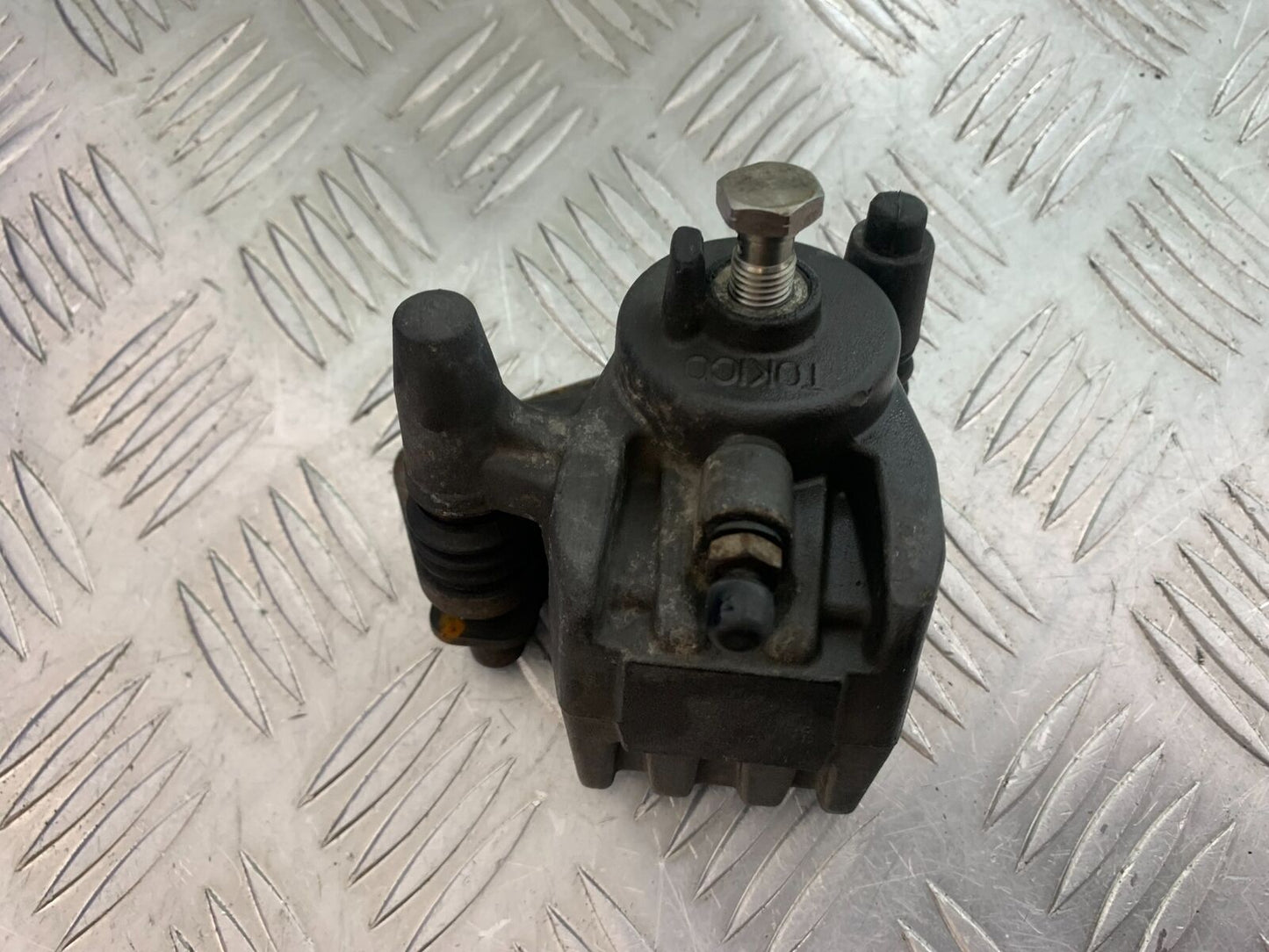 KAWASAKI Z750 Z 750 REAR BRAKE CALIPER  YEAR 2004-2006  (CMB1104)