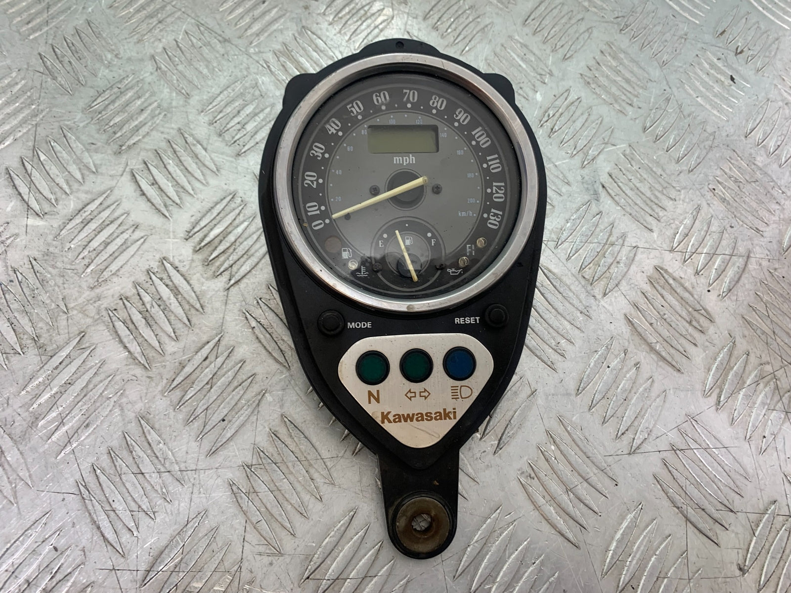 KAWASAKI VN1500 CLASSIC CLOCKS SPEEDO DASH    YEAR 1999 -2006 (CMB1166)