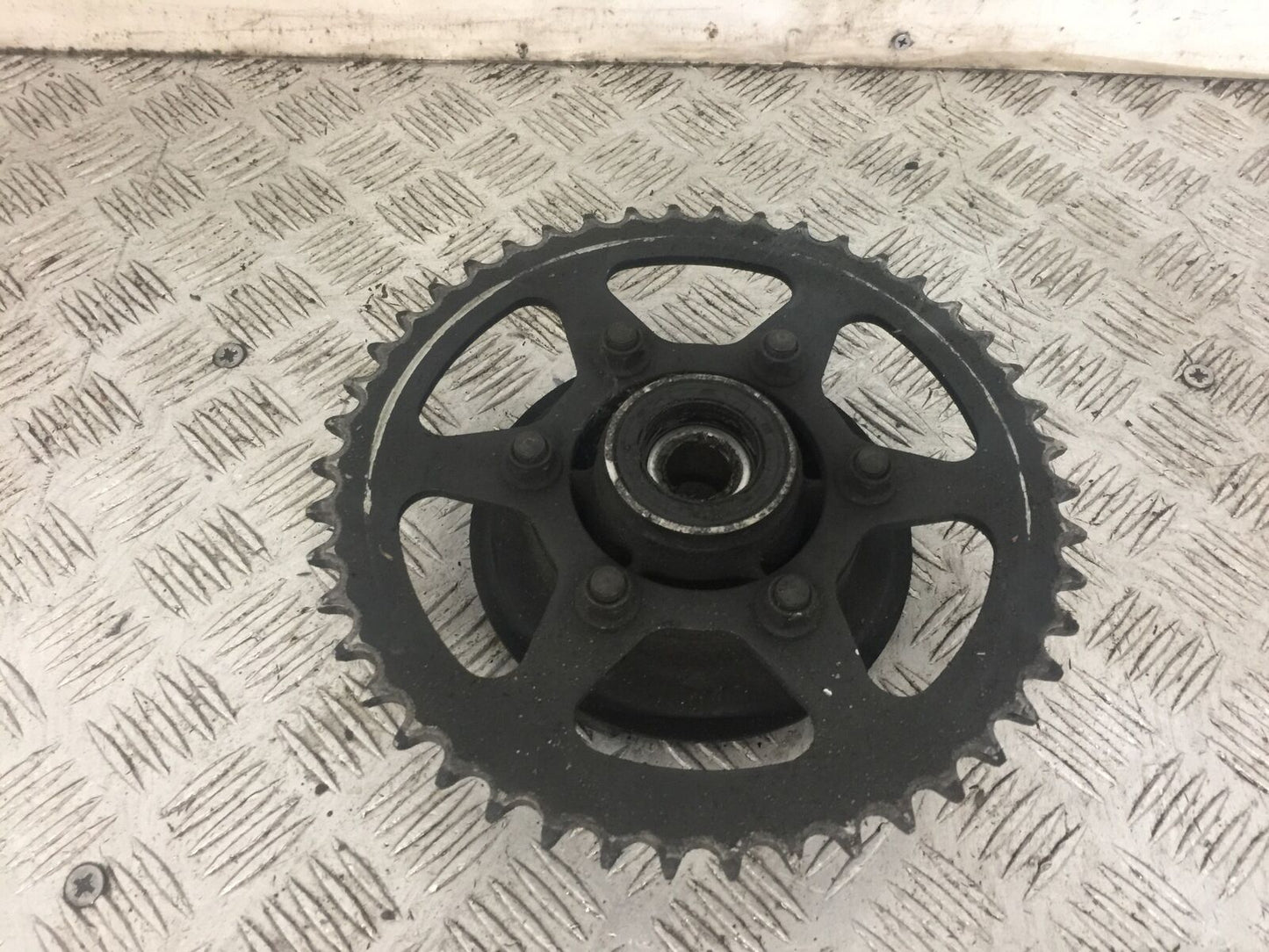 KAWASAKI KLE 650 VERSYS SPROCKET CARRIER   YEAR 2010 (STOCK 775)