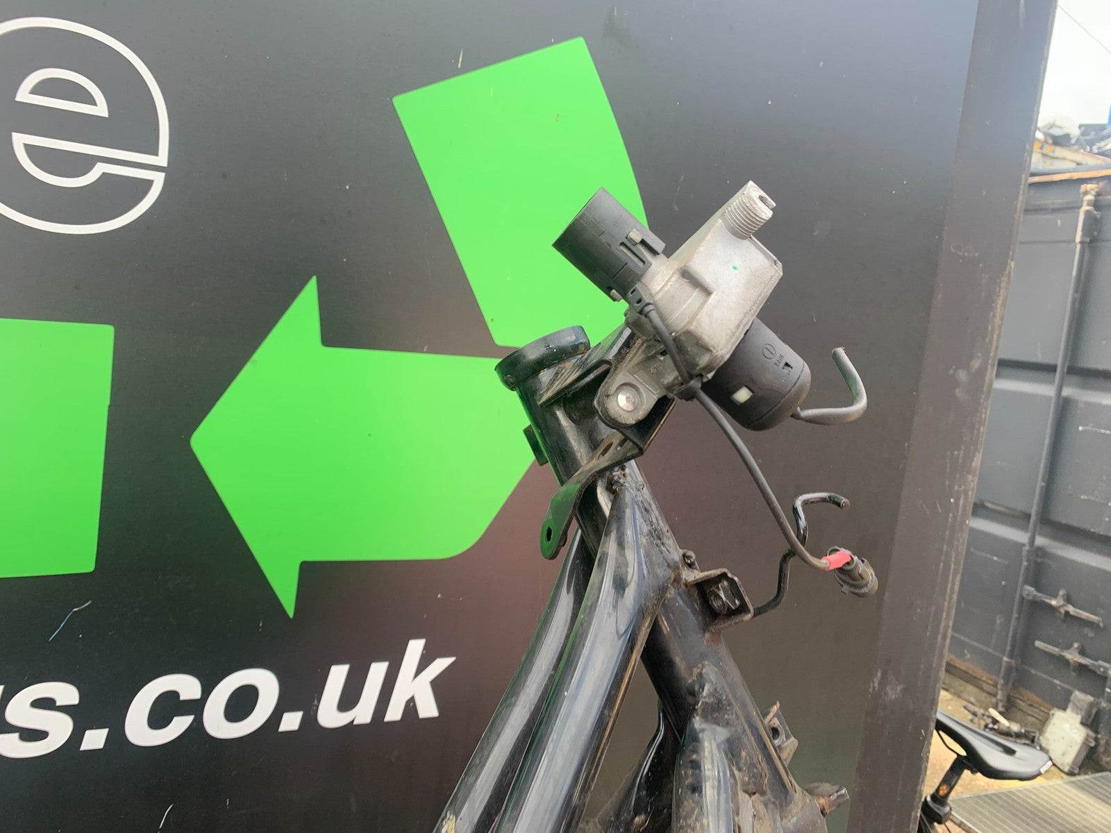 YAMAHA XMAX 250 XMAX 250 FRAME REG LOG BOOK   YEAR 2006-09 (CMB1201)