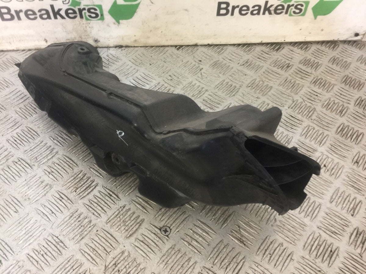SUZUKI GSXR 600 L1-L8 RIGHT AIR TUBE YEAR 2011-2017 (STOCK 728)