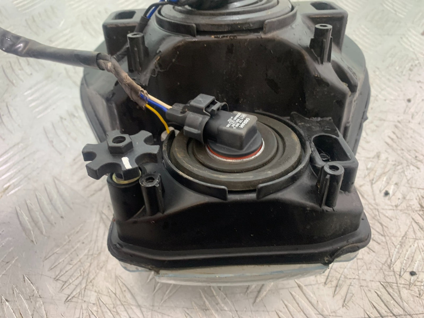 APRILIA 650 PAGASO STRADA HEADLIGHT   YEAR 2005-2010 (CMB1260)