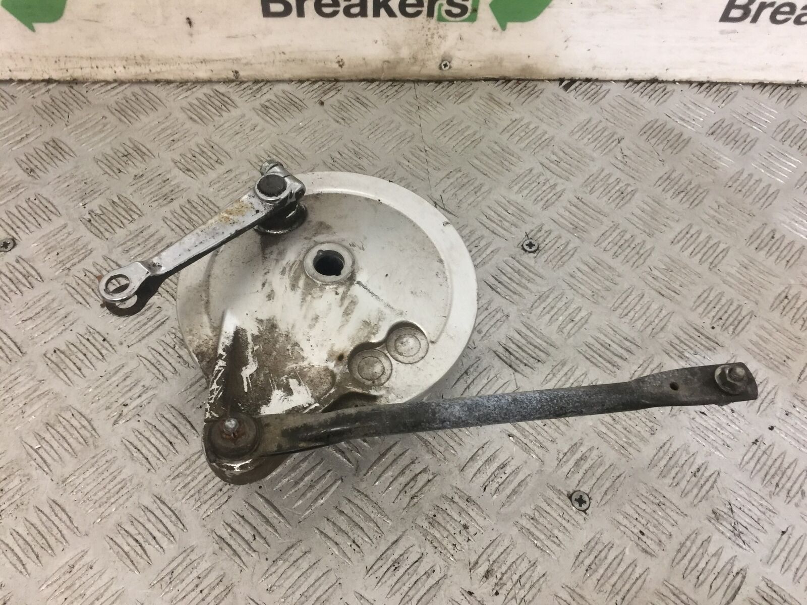 HONDA VT600 VT 600 SHADOW BRAKE HUB  YEAR 1992-1997 (STOCK 833)