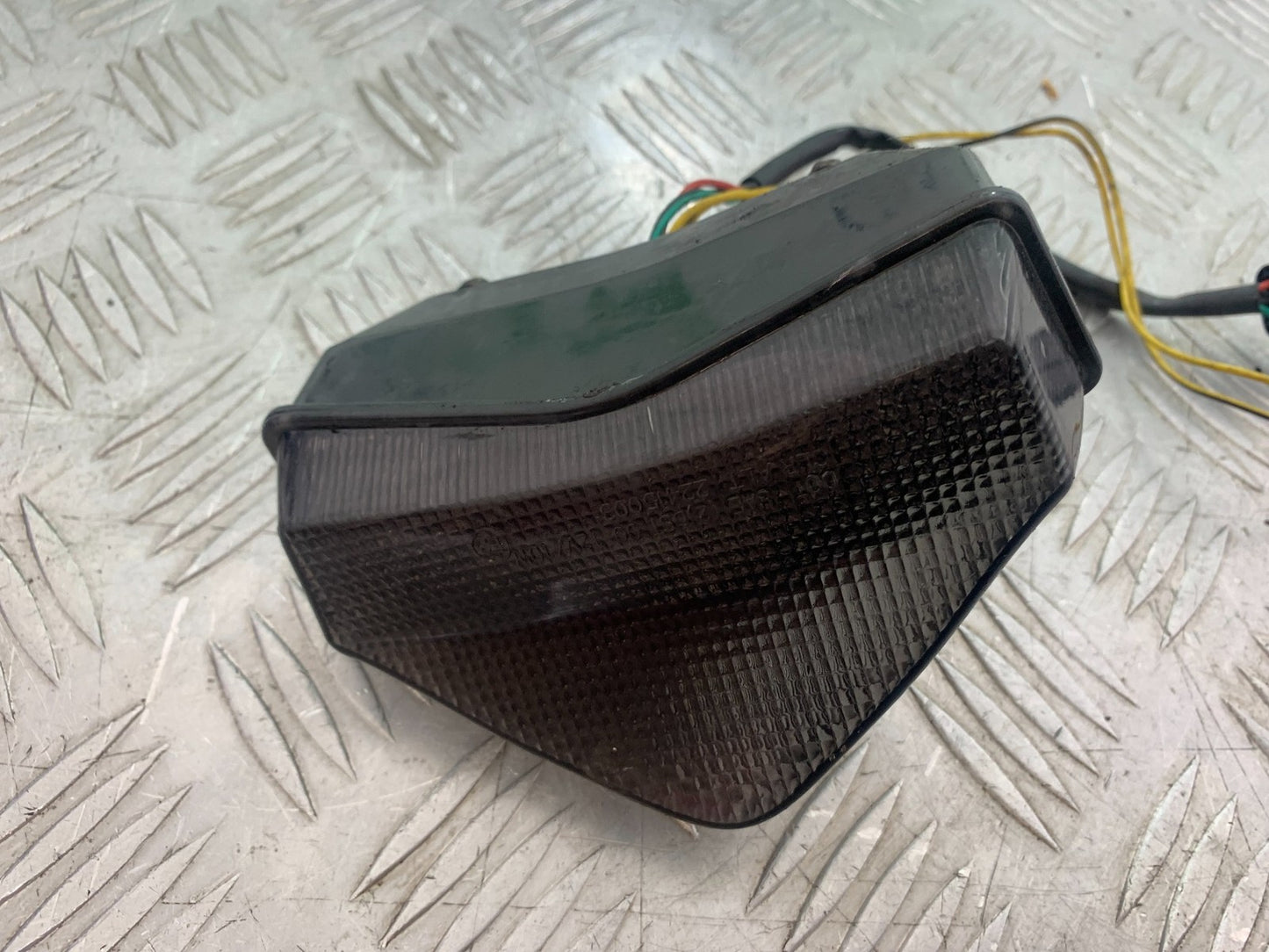 TRIUMPH 1050 SPRINT ST REAR LIGHT  YEAR 2004-2007 (CMB1197)