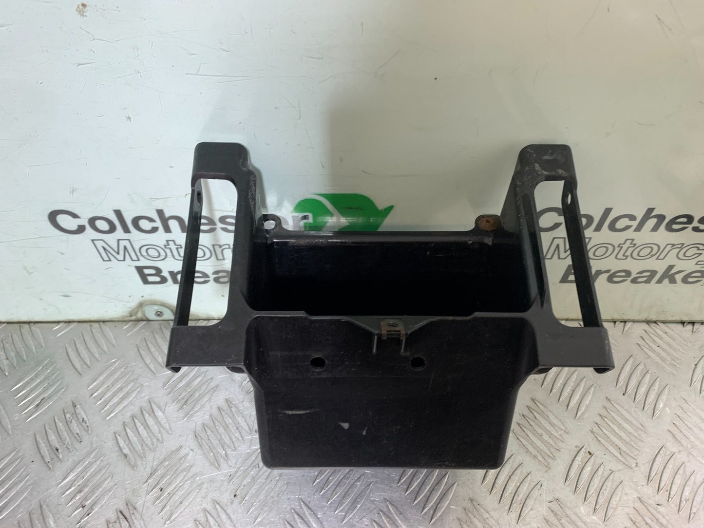 SUZUKI DL1000 V-STROM BATTERY BOX   YEAR 2014-2019 (CMB1325)