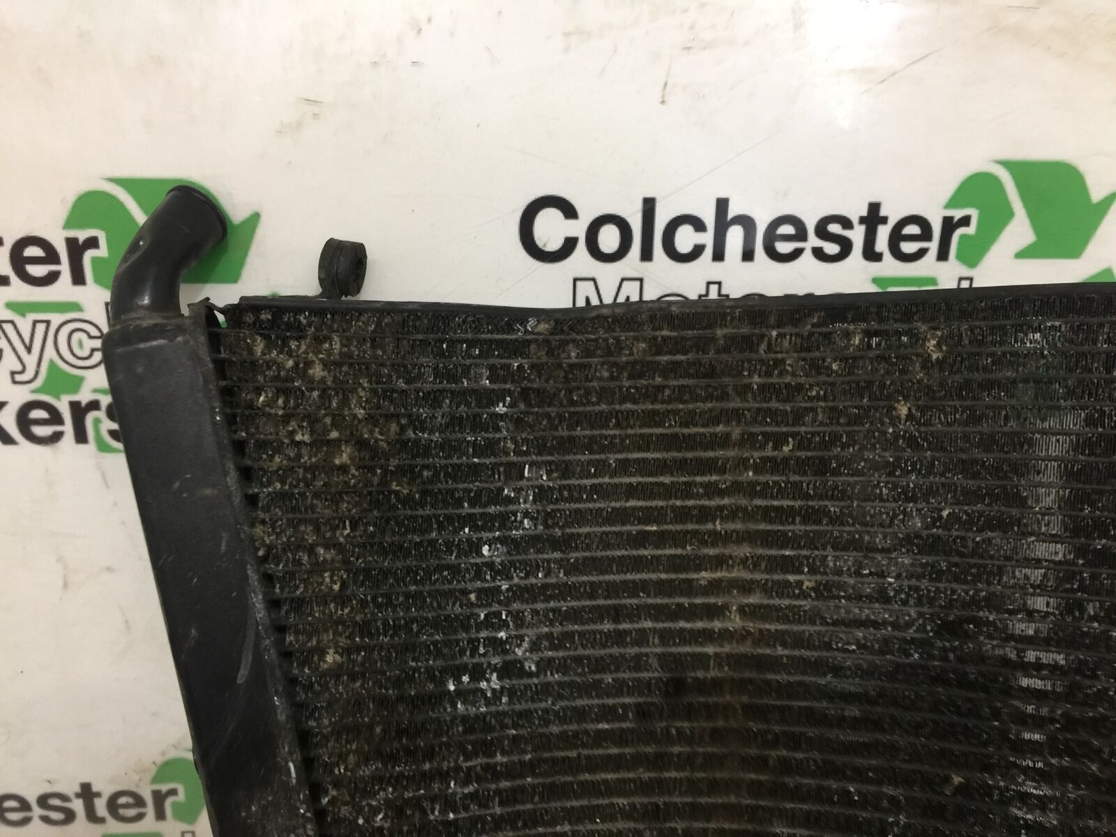 HONDA CBR1000 rr FIREBLADE RADIATOR   YEAR 2004  (STOCK 853)