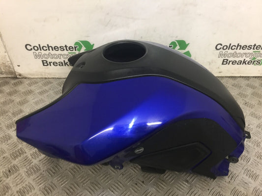 YAMAHA MT07 MT-07 TRACER PETROL TANK COVER  YEAR 2016 (STOCK 642)