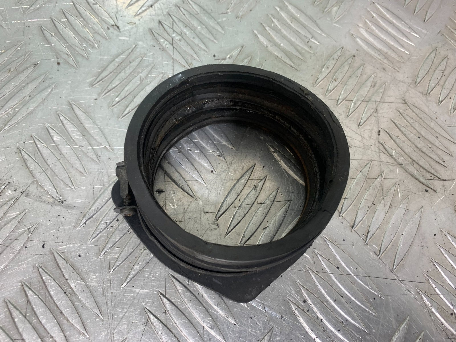 SUZUKI GSX1100 G GSX 1100 G SWINGARM RUBBER BOOT 1991-1996 (CMB1283)