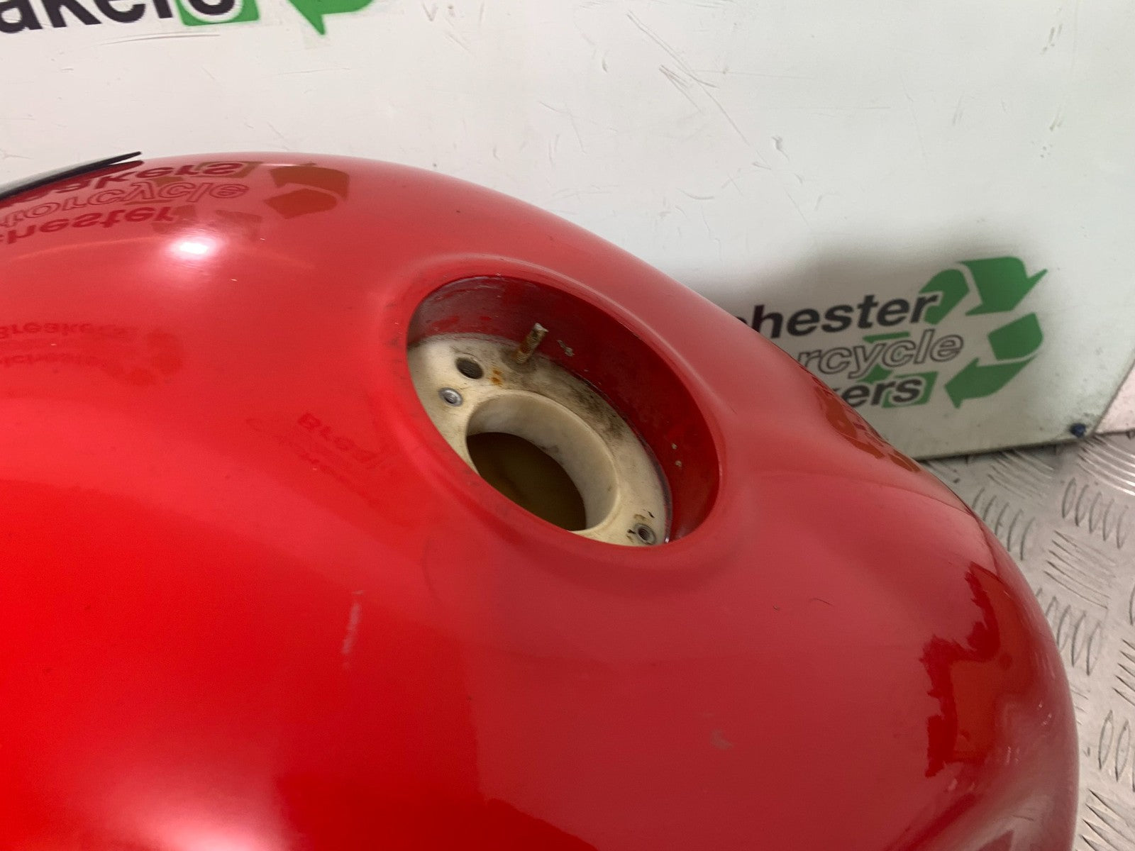 TRIUMPH 955i SPRINT ST PETROL TANK   1999-2004 (CMB1176)