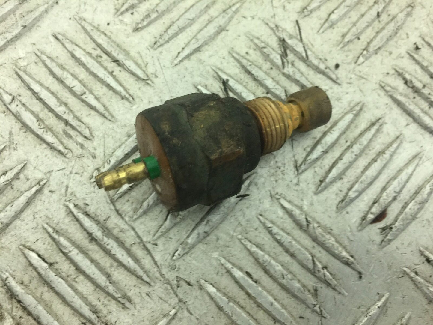 HONDA VT500 VT 500 CUSTOM FAN SWITCH 1983-1987  (STOCK613)