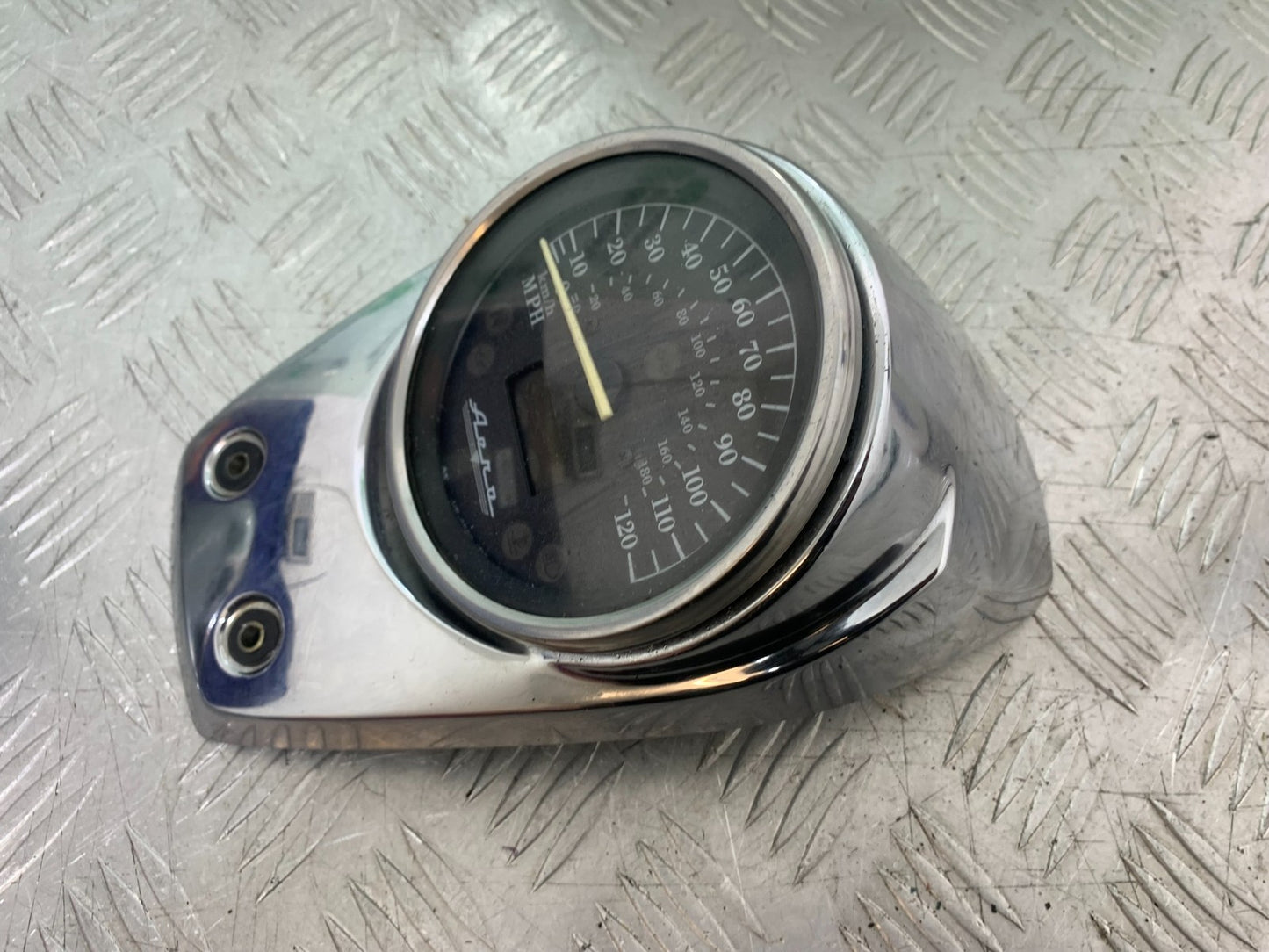 HONDA VT750 SHADOW CLOCKS SPEEDO DASH YEAR 2003-2004 (CMB1265)