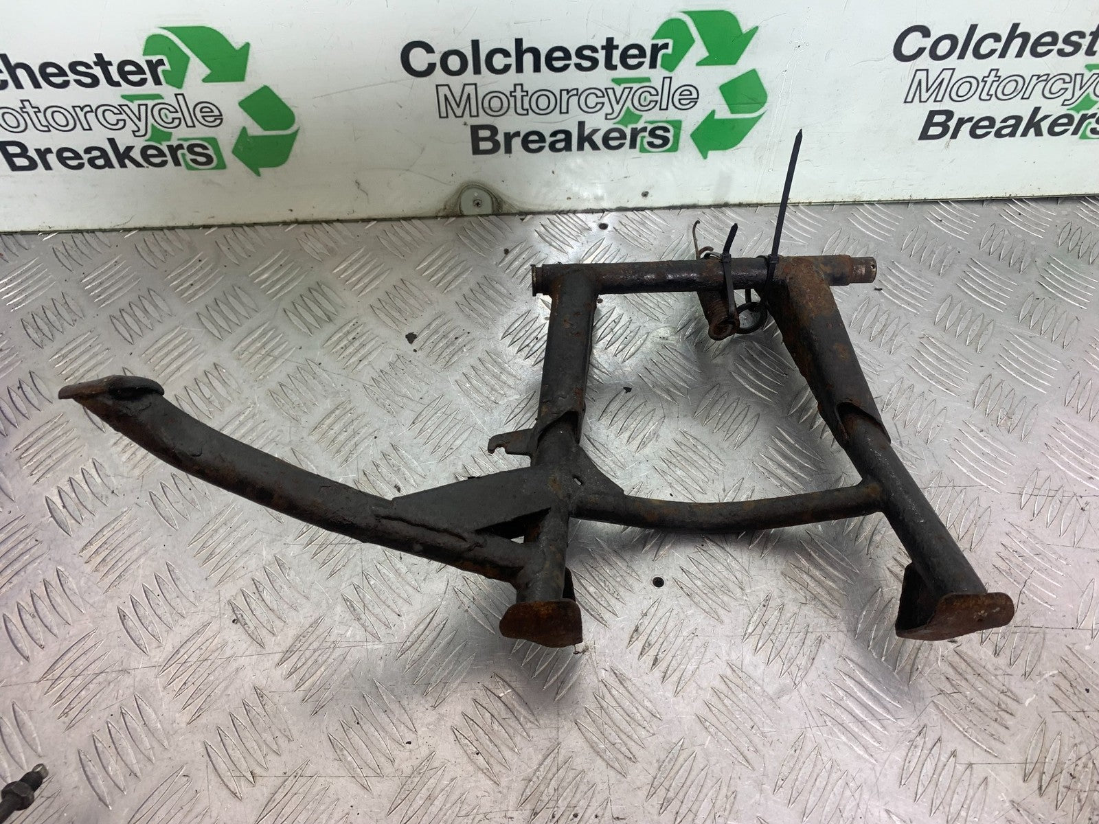 HONDA ST1100 PAN EUROPEAN CENTER STAND  YEAR 1993-2001 (CMB1195)