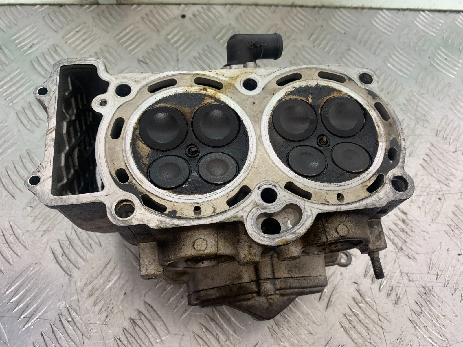 APRILIA TUONO 1000 V4R FRONT CYLINDER HEAD  YEAR 2011-13  (CMB1316)