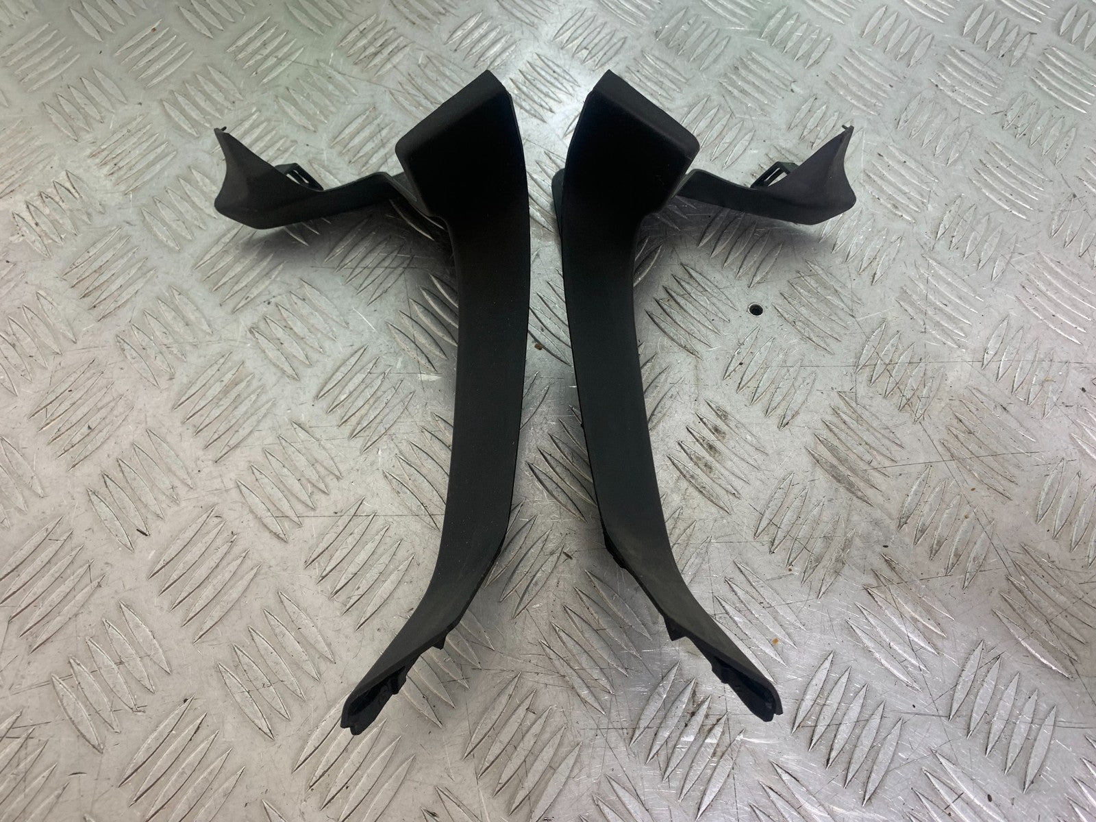 HONDA CBF125 CBF 125 TOP FAIRING INFILL PANELS  YEAR 2009-14  (CMB1172)