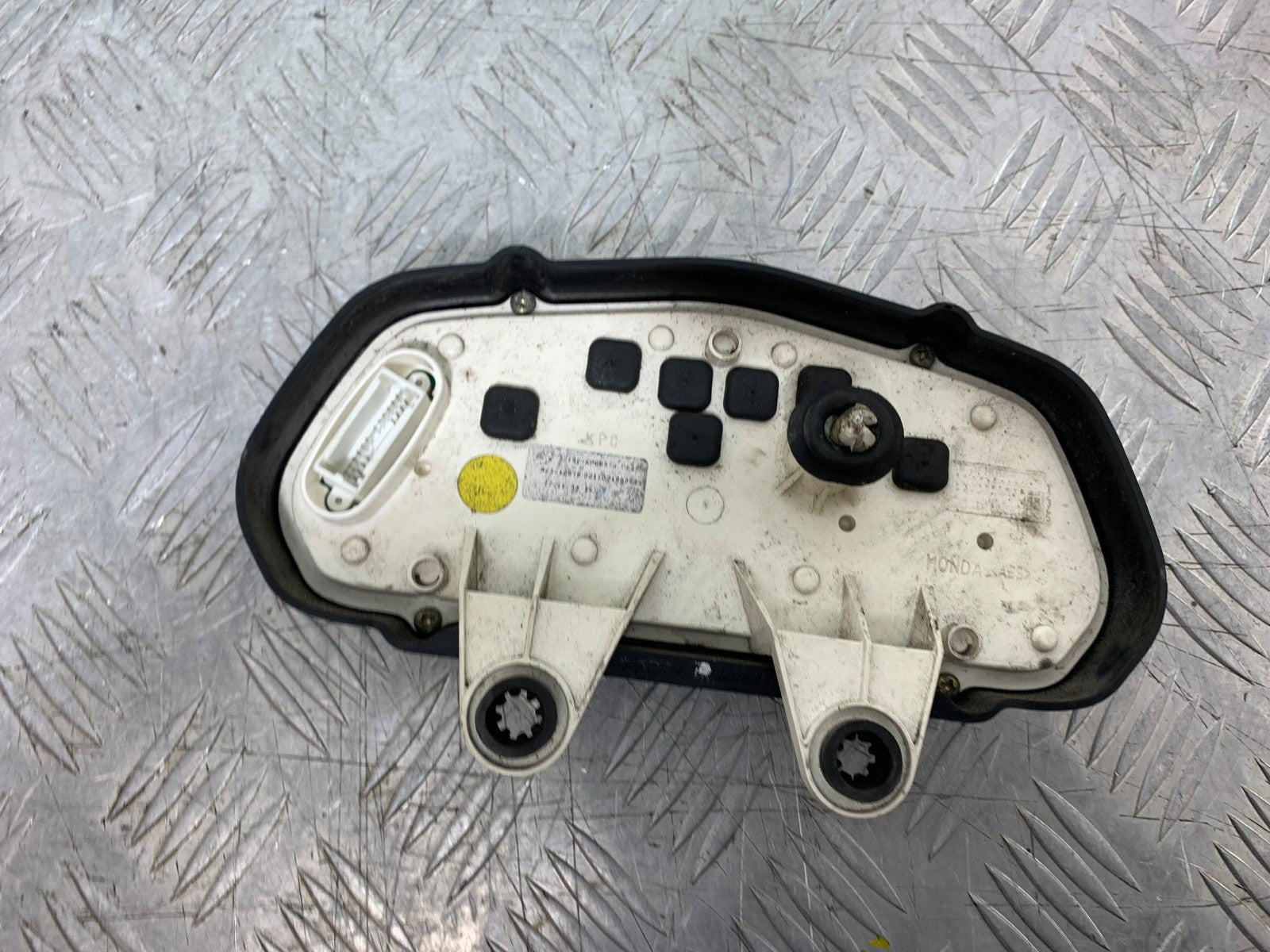 HONDA XL125 VARADERO CLOCKS SPEEDO DASH   YEAR 2001-2006  (CMB1304)