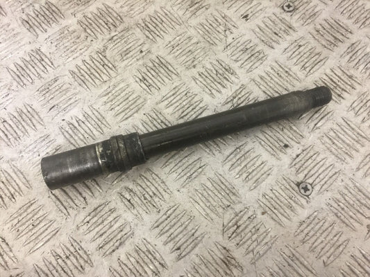 YAMAHA FZ6 FRONT WHEEL SPINDLE  YEAR 2004 (STOCK 693)