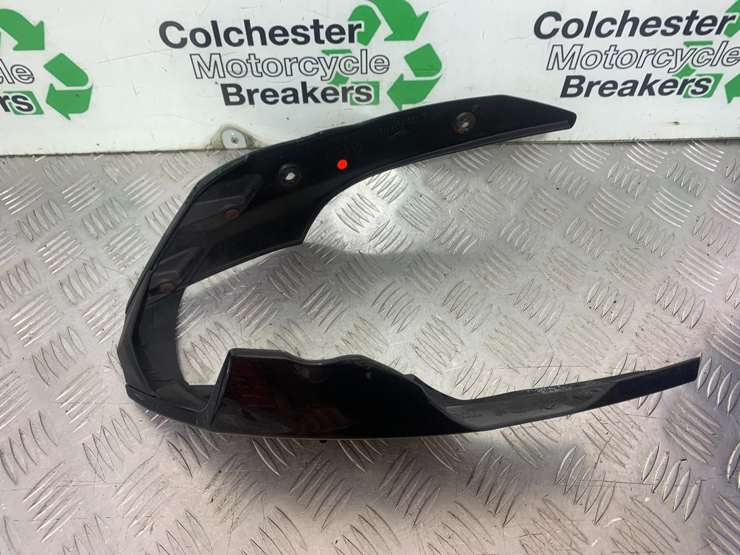 TRIUMPH 675 STREET TRIPLE BELLYPAN   2013-2016 (CMB1186)