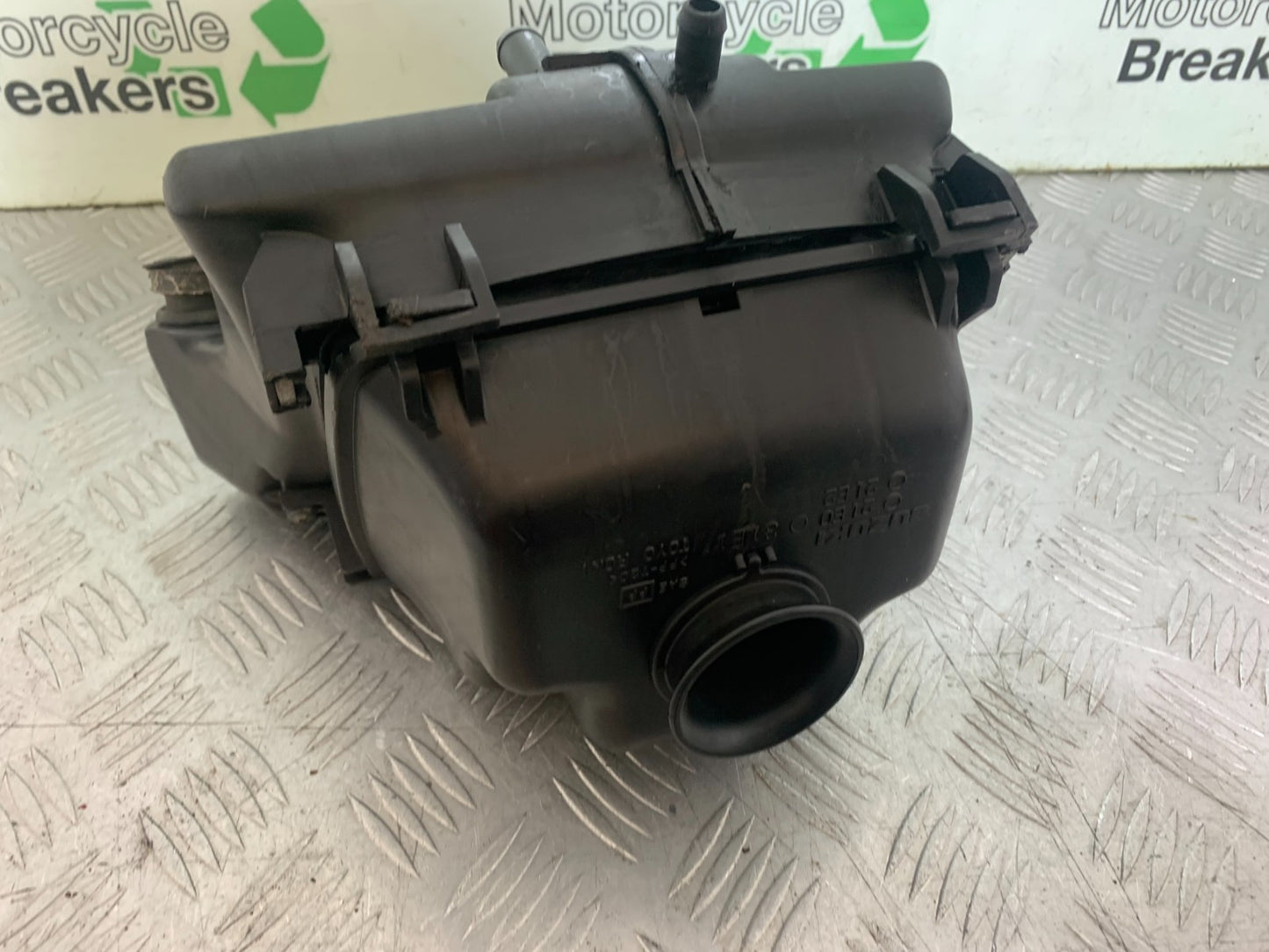 SUZUKI RF900 RF 900 AIRBOXYEAR 1994-1999 CMB1326