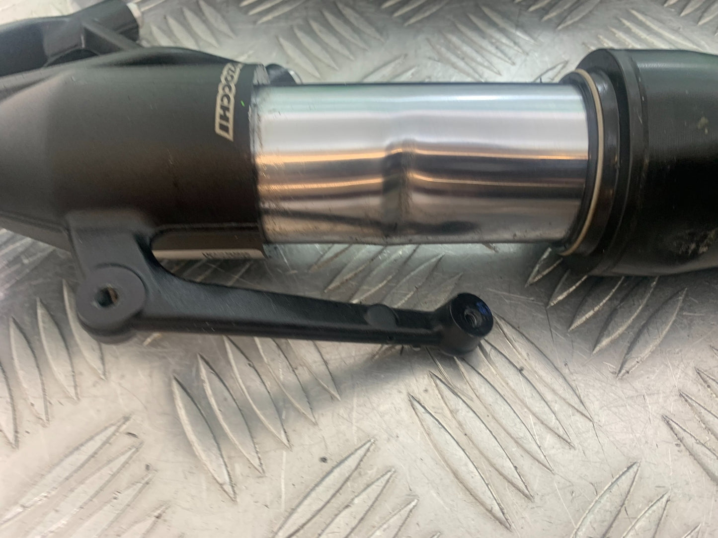 BMW M1000 R FORKS (BENT-DAMAGED)  YEAR 2023-2024 (CMB1140)