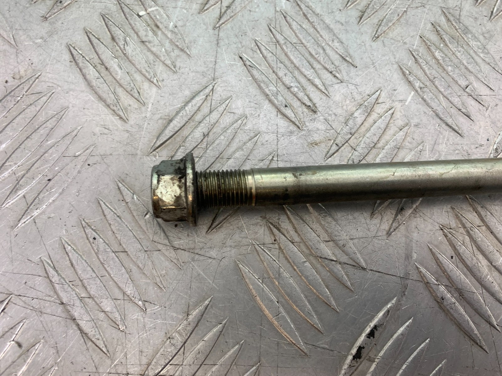 BENELLI BN125 BN 125 SWINGARM SPINDLE YEAR 2018-2021 (CMB1194)