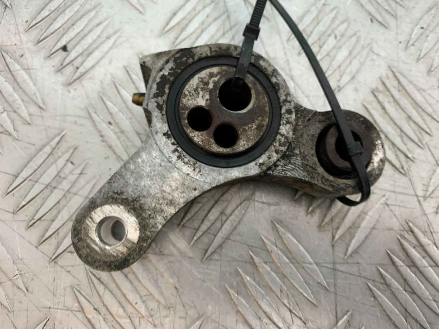 QINGQI QM125 GY-2B REAR SHOCK LINKAGE   YEAR 2016 (CMB1228)
