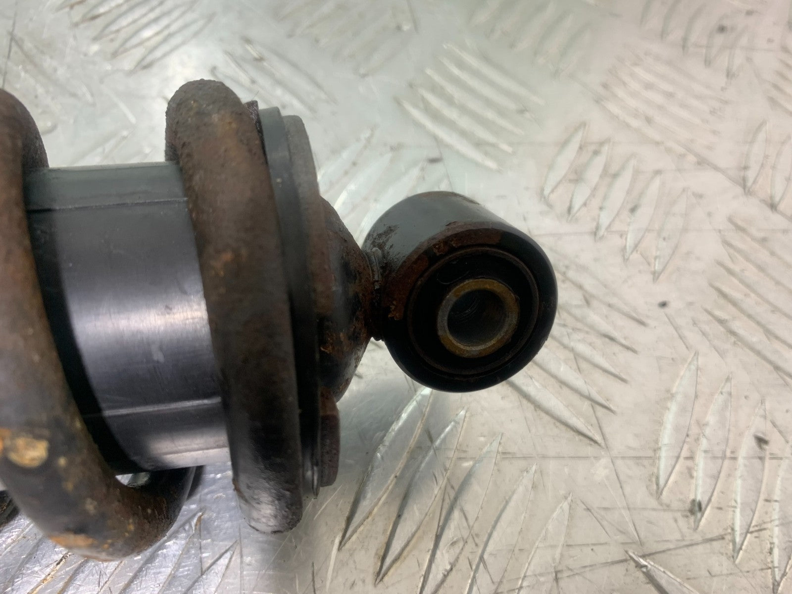 SUZUKI GS500 GS 500 REAR SHOCK  YEAR 2001-2008 (CMB1254)