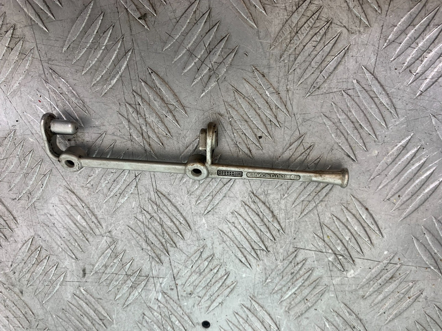 DUCATI 848 OIL COOLER BRACKET   YEAR 2008-2010 (CMB1323)