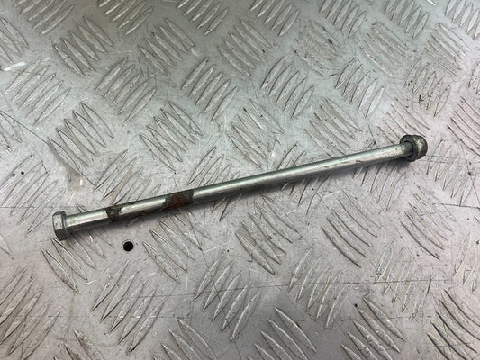 HONDA CBF125 CBF 125 SWINGARM SPINDLE   YEAR 2009-14  (CMB1172)
