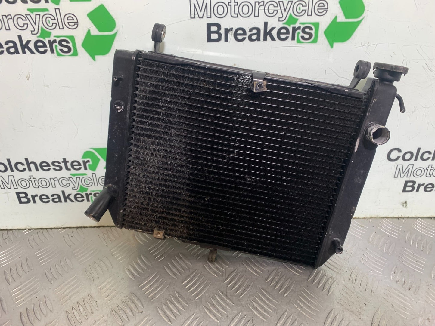 YAMAHA YZF R1 4XV RADIATOR  YEAR 1998-99 (CMB1291)