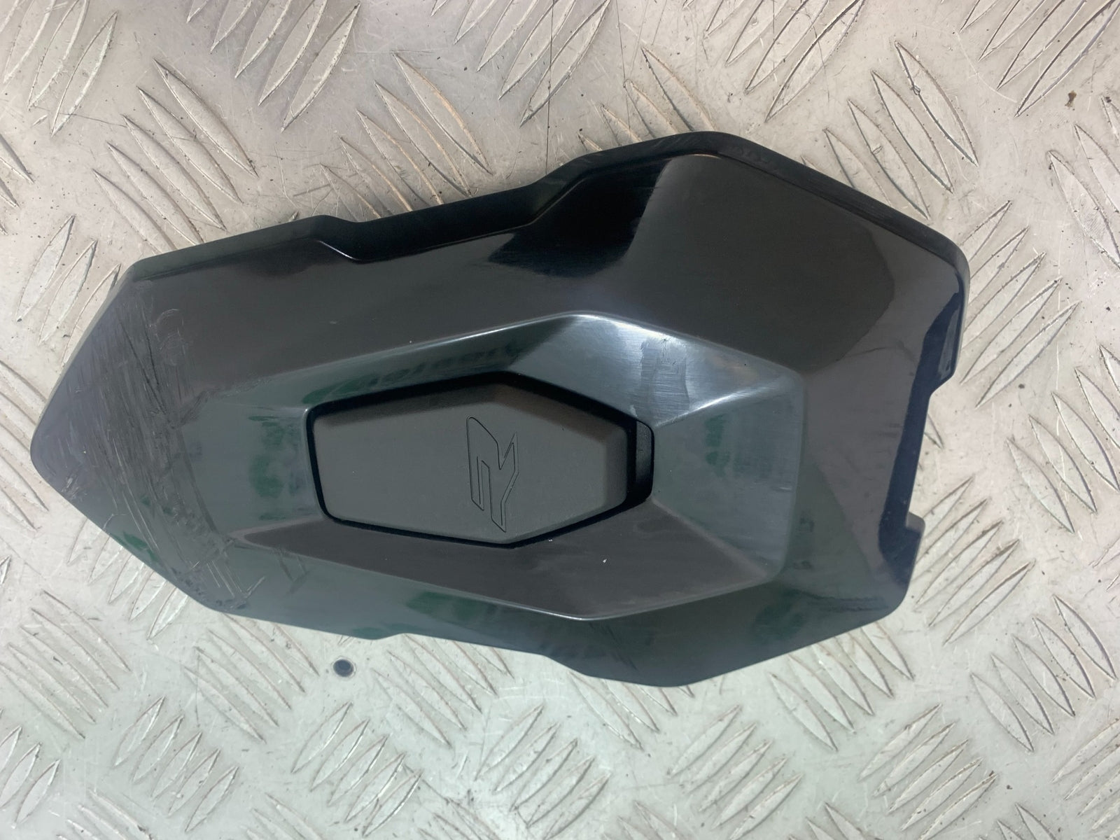 BMW M1000 R REAR SEAT COWL (SCUFFED)   YEAR 2023-2024 (CMB1140)