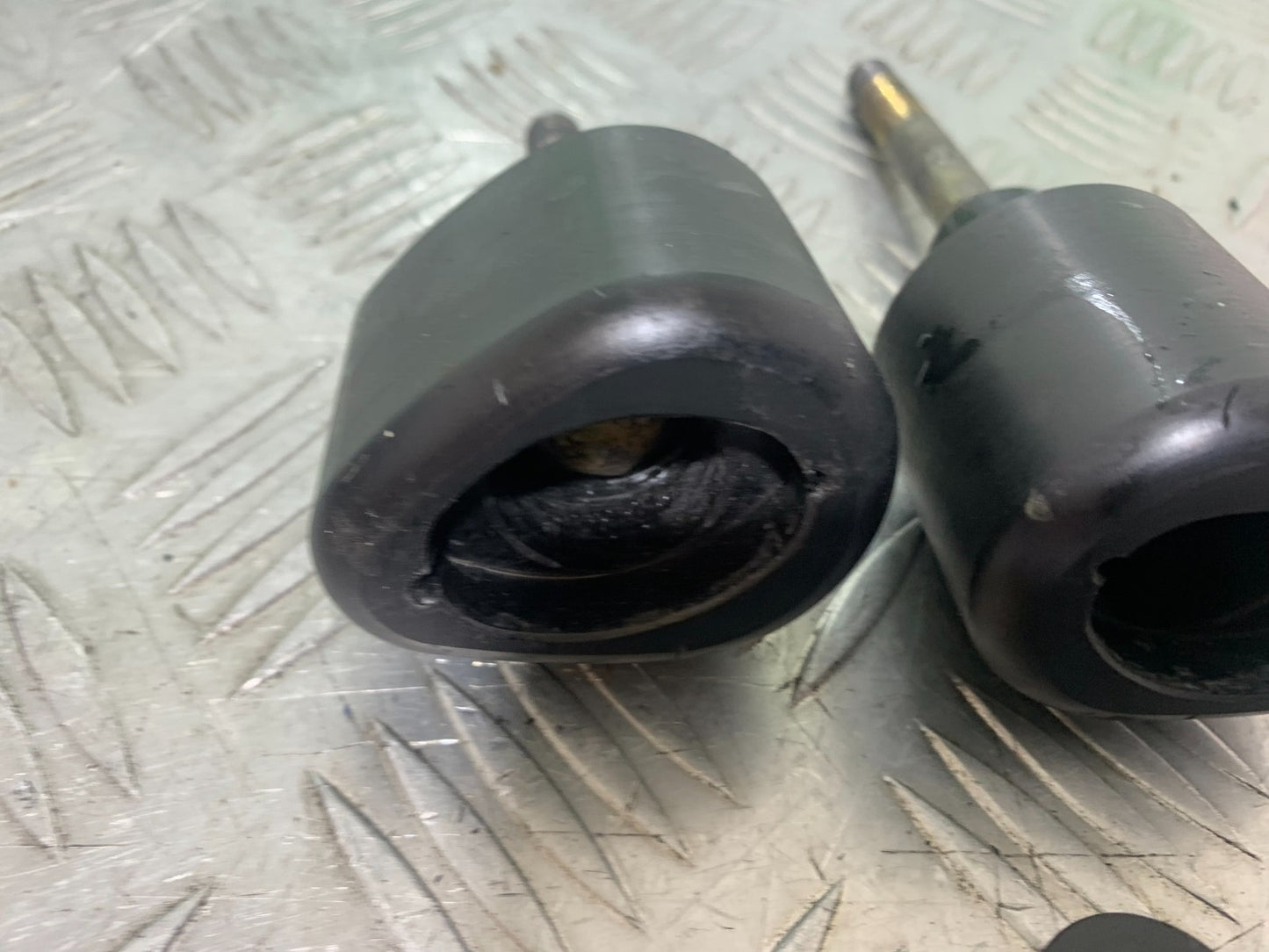 YAMAHA YZF R1 14 B BIG BANG R&G CRASH PROTECTORS  2009-14 (CMB1175)