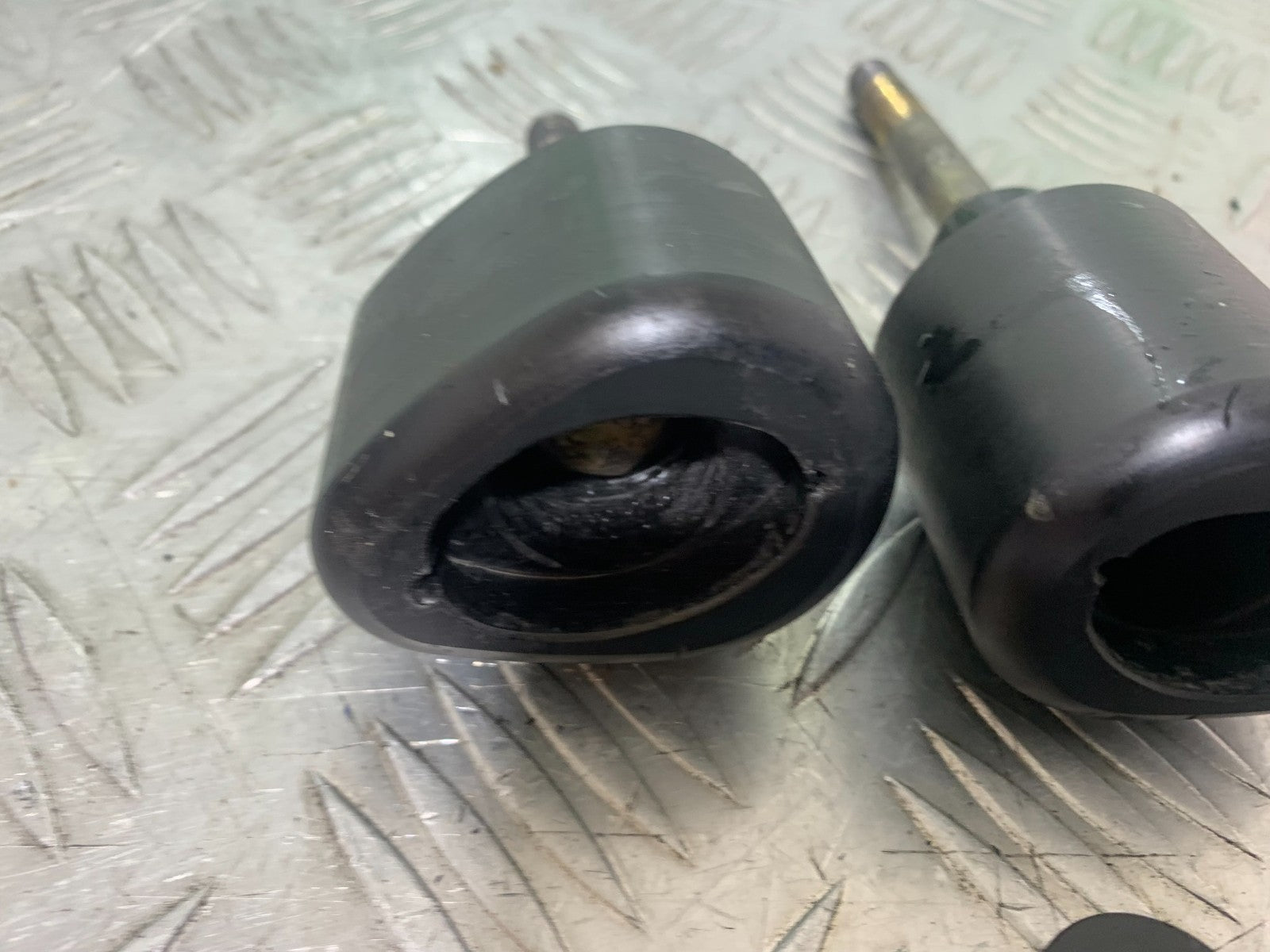 YAMAHA YZF R1 14 B BIG BANG R&G CRASH PROTECTORS  2009-14 (CMB1175)