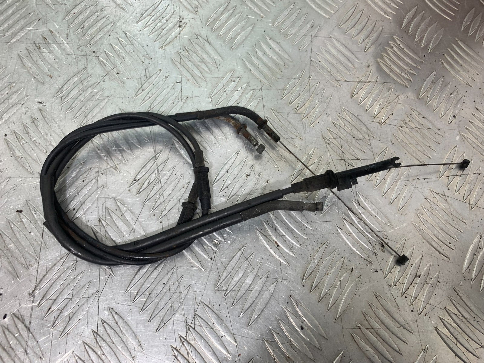KAWASAKI Z750 Z 750 THROTTLE CABLES  YEAR 2004-2006  (CMB1234)