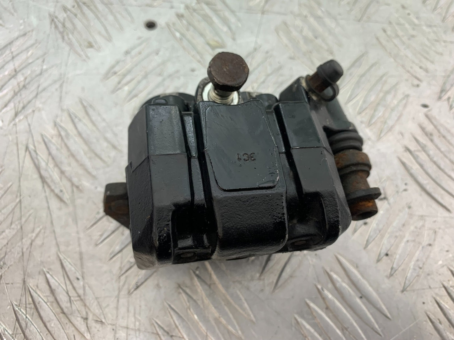 TRIUMPH 955i SPRINT ST REAR BRAKE CALIPER YEAR 1999-04 (CMB1230)